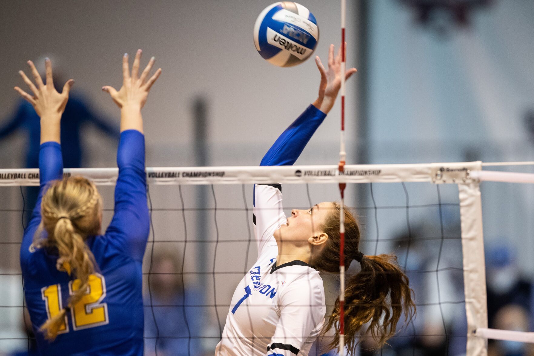 041521-owh-spo-cuvolley-ar02.JPG